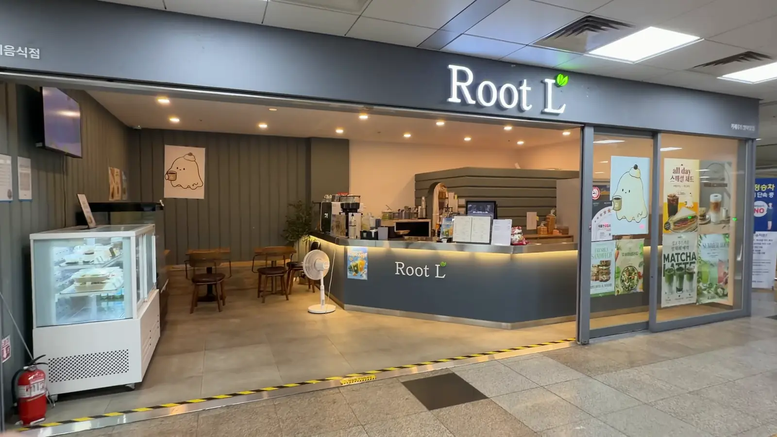 Root L 매장 외관
